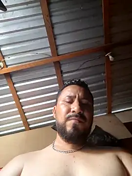 Snapshot of Eumanzor chatting on 06.21.26 Eumanzor online show from 06.21.26