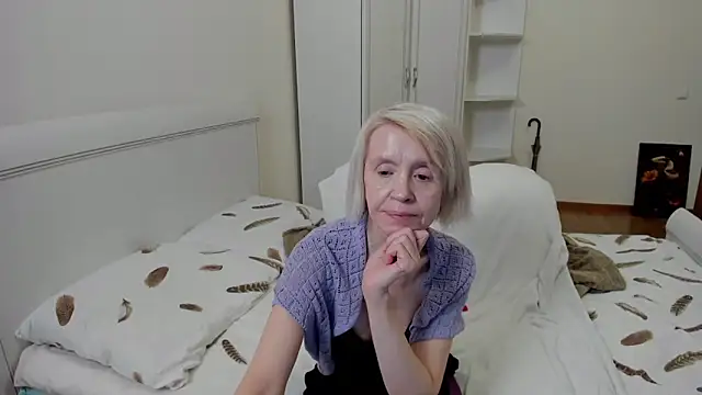 aminalive online show from 11.04.25