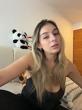 oriana zoeee online show from 02.27.26