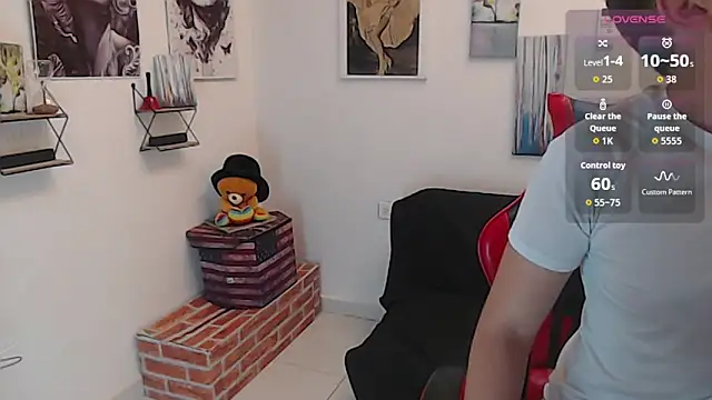 Oliverboy- online show from 06.13.26
