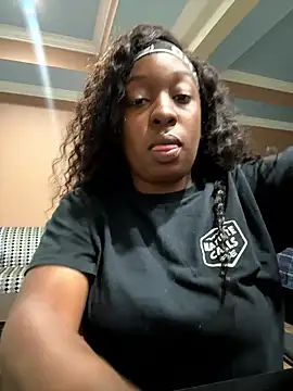 tokyopetitexx online show from 11.05.25