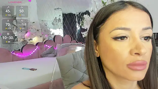 adonawet online show from 04.18.26