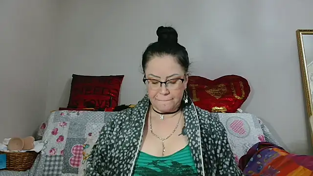 x  KHALEESI  x online show from 12.21.24