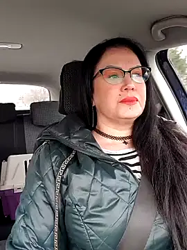 x  KHALEESI  x online show from 02.07.25