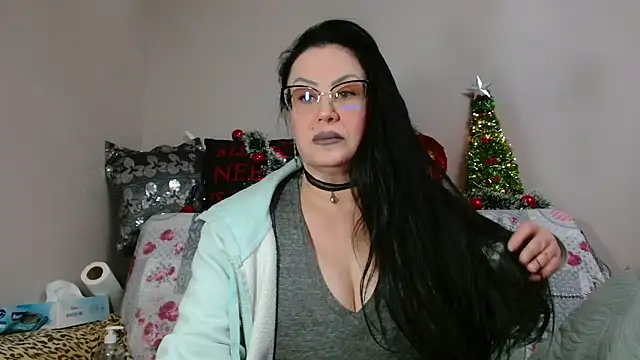 x  KHALEESI  x online show from 01.15.26