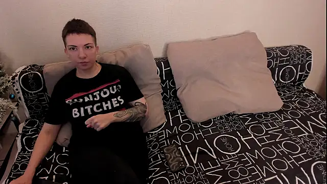 secret dreams   online show from 01.10.26