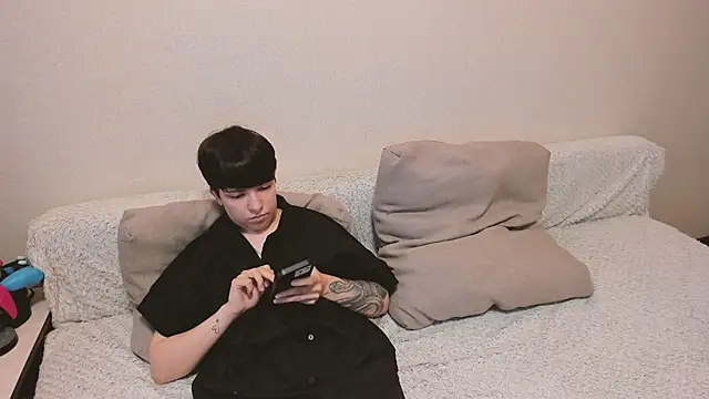 secret dreams   online show from 07.05.26