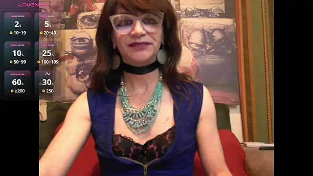 Snapshot of TheBlackWtch chatting on 05.09.26 TheBlackWtch online show from 05.09.26