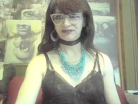 Snapshot of TheBlackWtch chatting on 05.27.26 TheBlackWtch online show from 05.27.26