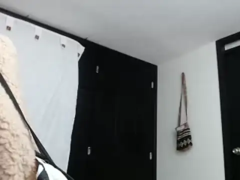 Snapshot of Sonialorens_ chatting on 12.10.24 Sonialorens  online show from 12.10.24