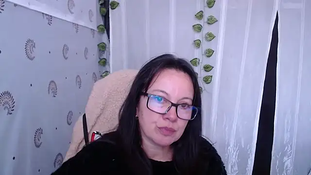 Snapshot of Sonialorens_ chatting on 02.15.25 Sonialorens  online show from 02.15.25