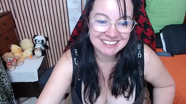 Snapshot of Sonialorens_ chatting on 10.04.25 Sonialorens  online show from 10.04.25