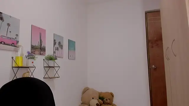 Emma lean online show from 02.21.26