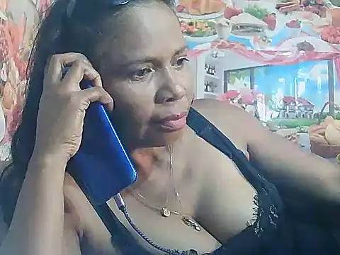 Snapshot of Hyncam chatting on 03.18.26 Hyncam online show from 03.18.26