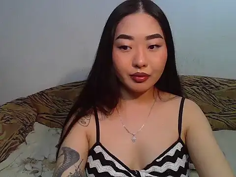 Aleksa Blackdream online show from 11.21.25