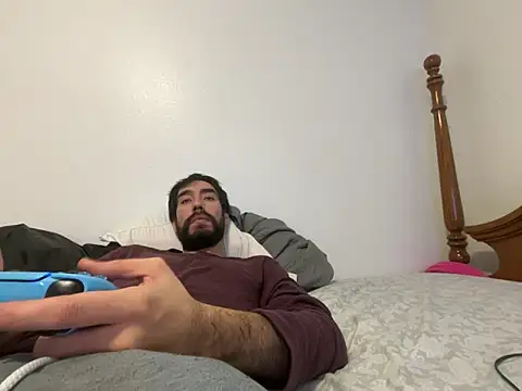 Snapshot of tkaylove chatting on 01.12.25 tkaylove online show from 01.12.25