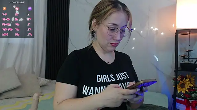 hotpawgmilf online show from 02.11.26