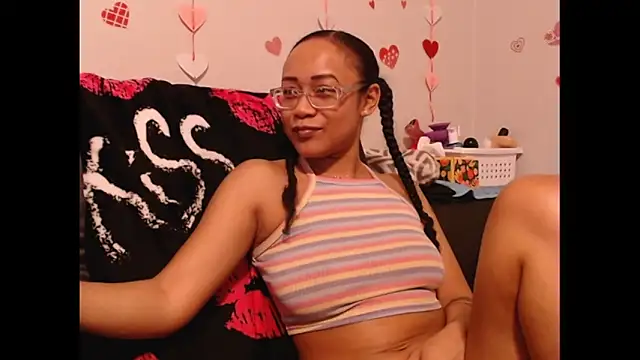 RylHoneyy online show from 02.12.26