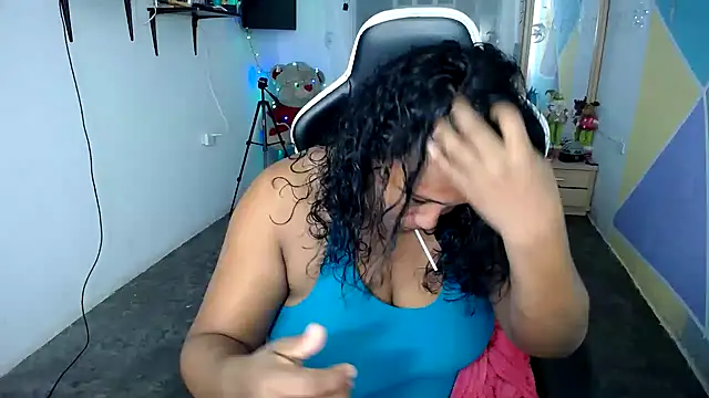 marysol83 online show from 12.21.24