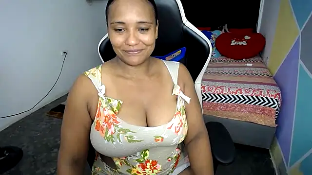 marysol83 online show from 02.22.25