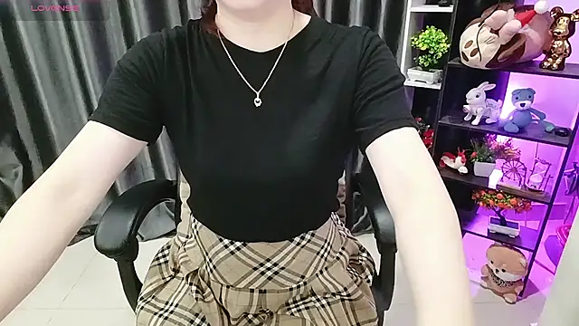 Snapshot of Yuki-yio chatting on 07.06.26 Yuki-yio online show from 07.06.26