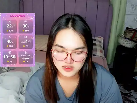 Snapshot of MoaningKylie chatting on 02.21.26 MoaningKylie online show from 02.21.26