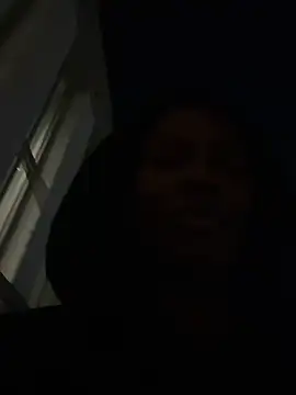 Snapshot of HoneyDripHer chatting on 09.19.25 HoneyDripHer online show from 09.19.25