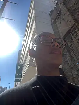 Snapshot of HoneyDripHer chatting on 10.08.25 HoneyDripHer online show from 10.08.25