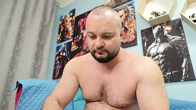 Snapshot of Muscle_Bear chatting on 03.15.25 Muscle Bear online show from 03.15.25