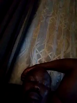 Snapshot of bajile chatting on 12.15.24 bajile online show from 12.15.24