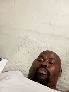 Snapshot of bajile chatting on 03.14.26 bajile online show from 03.14.26