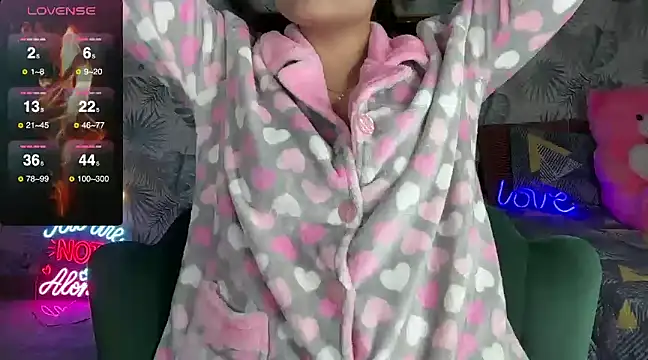 Sizzling  ZAARA online show from 01.05.25