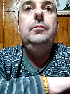 Snapshot of Hot-pico76 chatting on 12.27.24 Hot-pico76 online show from 12.27.24