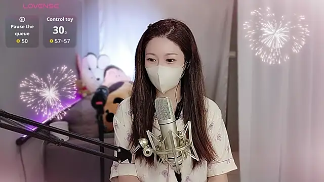 tw lala online show from 10.13.25