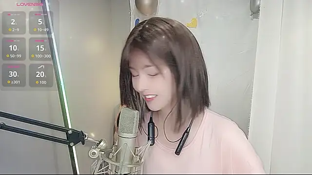 Snapshot of tw_lala chatting on 07.16.26 tw lala online show from 07.16.26