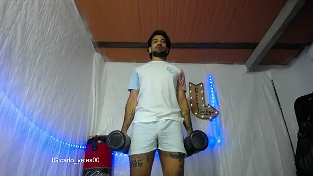 Snapshot of Carlo_yates chatting on 12.04.25 Carlo yates online show from 12.04.25