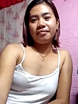 Snapshot of Cutie_body11 chatting on 06.08.26 Cutie body11 online show from 06.08.26