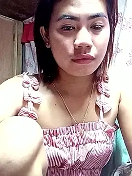 Snapshot of Cutie_body11 chatting on 06.18.26 Cutie body11 online show from 06.18.26