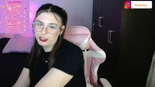 Snapshot of xxbbtaa chatting on 12.28.24 xxbbtaa online show from 12.28.24