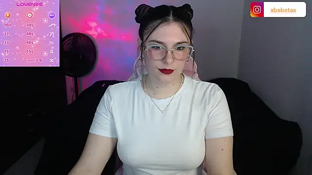 Snapshot of xxbbtaa chatting on 03.06.25 xxbbtaa online show from 03.06.25