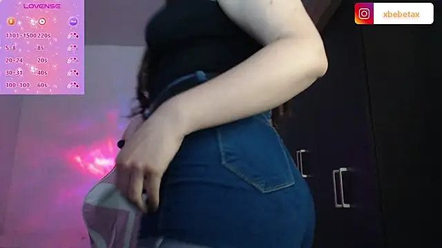 Snapshot of xxbbtaa chatting on 03.15.25 xxbbtaa online show from 03.15.25