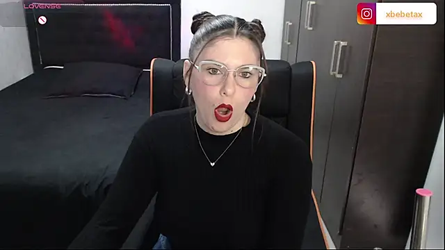 Snapshot of xxbbtaa chatting on 11.05.25 xxbbtaa online show from 11.05.25