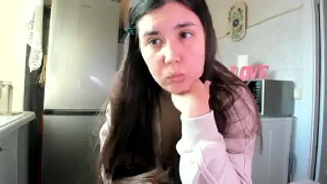 Snapshot of MiaMarrone chatting on 03.23.26 MiaMarrone online show from 03.23.26