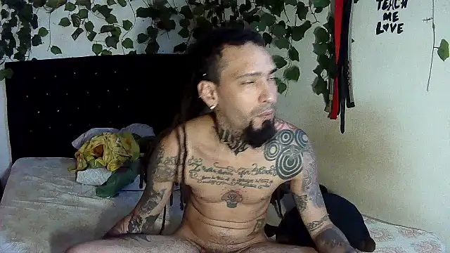 Snapshot of caribbeanlover1 chatting on 06.28.26 caribbeanlover1 online show from 06.28.26