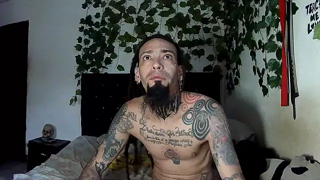 Snapshot of caribbeanlover1 chatting on 07.27.26 caribbeanlover1 online show from 07.27.26