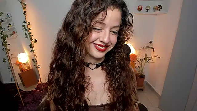 Cassandra Caiin online show from 07.07.26