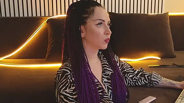 Snapshot of lily_conor chatting on 03.22.25 lily conor online show from 03.22.25