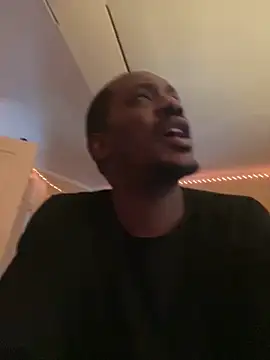 Makeyoucumallover online show from 03.04.26