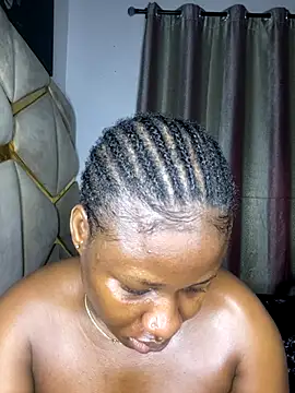 Snapshot of catty3232 chatting on 09.13.25 catty3232 online show from 09.13.25