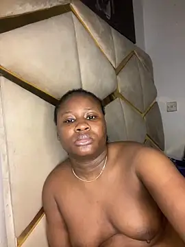 Snapshot of catty3232 chatting on 09.17.25 catty3232 online show from 09.17.25